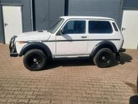 Second-hand Lada niva 82 CP (60 kW) 2011 Alb SUV