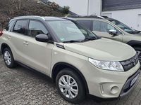 Gebraucht Suzuki Vitara Comfort 120 PS (88 kW) 2017 Savannah/black SUV