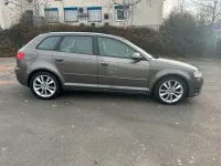 Gebraucht Audi A3 Design 140 PS (102 kW) 2013 Grau Limousine