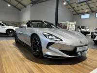 Neu MG Cyberster 250 kW (340 PS) 2026 Medal silver Cabrio