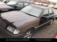Gebraucht Mercedes C180 122 PS (89 kW) 1997 Schwarz Limousine