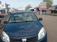 Second-hand Dacia Sandero 75 CP (55 kW) 2009 Albastru Hatchback