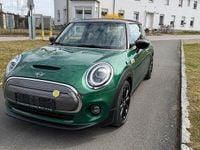 Second-hand Mini Cooper SE 135 kW (184 CP) 2020 Verde Hatchback