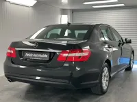 Gebraucht Mercedes E250 Sport 204 PS (150 kW) 2009 Schwarz Limousine