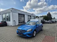 Gebraucht Mercedes A180 109 PS (80 kW) 2013 Suedseeblau Kleinwagen