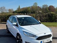 Usata Ford Focus Trend 125 CV (91 kW) 2017 Bianco Berlina