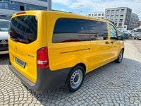 Gebraucht Mercedes Vito 163 PS (119 kW) 2019 Gelb Van