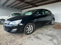 Gebraucht Opel Astra 140 PS (102 kW) 2010 Schwarz Limousine