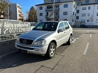 Gebraucht Mercedes ML270 163 PS (119 kW) 2004 Silber SUV