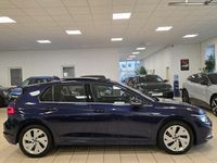 Gebraucht VW Golf VII Style 150 PS (110 kW) 2020 Blau Limousine