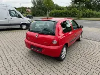 Gebraucht Renault Clio II Authentique 132 PS (97 kW) 2010 Rot