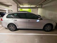 Gebraucht VW Golf VII 125 PS (91 kW) 2017 Silber Kombi