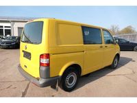 Gebraucht VW T5 84 PS (61 kW) 2012 Ginstergelb r1032 Van
