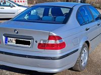 Gebraucht BMW 318 143 PS (105 kW) 2004 Silber Limousine