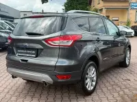 Gebraucht Ford Kuga Titanium 150 PS (110 kW) 2016 Grau SUV