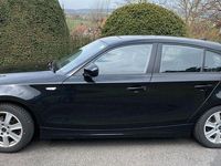 Gebraucht BMW 118 143 PS (105 kW) 2010 Schwarz Kleinwagen