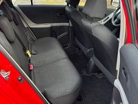Gebraucht Toyota Yaris 69 PS (50 kW) 2010 Rot Kleinwagen