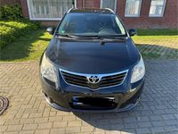 Gebraucht Toyota Avensis 147 PS (108 kW) 2011 Schwarz Kombi
