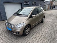 Gebraucht Mercedes A150 95 PS (69 kW) 2006 Gold Kleinwagen