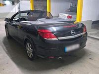 Gebraucht Opel Astra Cabriolet 140 PS (102 kW) 2011 Schwarz Cabrio