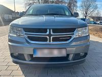 Gebraucht Dodge Journey 170 PS (125 kW) 2009 Grau SUV