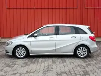 Gebraucht Mercedes B180 109 PS (80 kW) 2014 Silber Van / Kleinbus