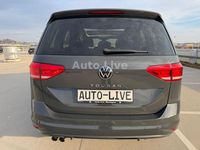 Gebraucht VW Touran 150 PS (110 kW) 2022 Grau Van / Kleinbus