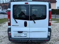 Gebraucht Renault Trafic 114 PS (83 kW) 2009 Weiß Van / Kleinbus