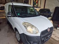 Gebraucht Fiat Doblò Basis 90 PS (66 kW) 2013 Colore esterno (weiß) Van / Kleinbus