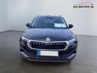 Neu Skoda Karoq Drive 150 PS (110 kW) 2026 Magic schwarz metallic/schwarz SUV