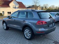 Gebraucht VW Touareg 245 PS (180 kW) 2012 Grau SUV