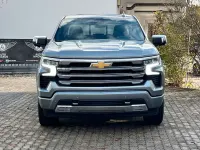 Neu Chevrolet Silverado 426 PS (313 kW) 2025 Grau SUV