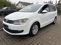 Gebraucht VW Sharan Comfortline 150 PS (110 kW) 2019 Pure white Van / Kleinbus