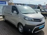 Gebraucht Toyota Proace Comfort 177 PS (130 kW) 2017 Silber Van / Kleinbus