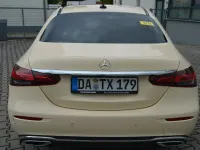 Second-hand Mercedes E200 160 CP (117 kW) 2023 Galben Berlinǎ