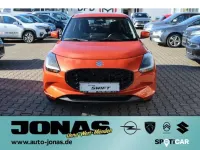 Neu Suzuki Swift Club 82 PS (60 kW) 2026 Orange Kleinwagen