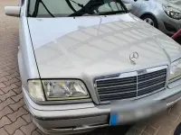 Gebraucht Mercedes C180 Classic 122 PS (89 kW) 1997 Silber Kombi
