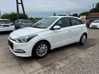 Gebraucht Hyundai i20 Sport 75 PS (55 kW) 2017 Polar white Limousine