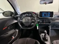 Gebraucht Peugeot 208 Active 73 PS (53 kW) 2022 Schwarz Kleinwagen