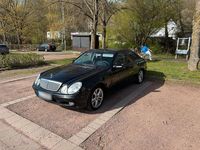 Gebraucht Mercedes E200 122 PS (89 kW) 2004 Schwarz Limousine