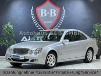 Gebraucht Mercedes E220 150 PS (110 kW) 2002 Silber Limousine