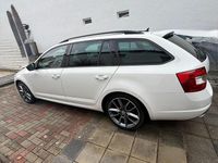 Gebraucht Skoda Octavia RS 220 PS (161 kW) 2016 Weiß Kleinwagen