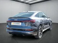 Gebraucht Audi e-tron 300 kW (408 PS) 2021 Grau SUV