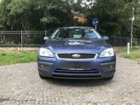 gebraucht Ford Focus 1,6 Ghia limo