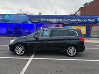Gebraucht BMW 220 Luxury Line 192 PS (141 kW) 2015 Schwarz Kombi