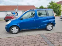 Gebraucht Toyota Yaris 84 PS (61 kW) 2004 Blau Kombi