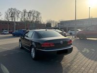 Second-hand VW Phaeton 245 CP (180 kW) 2011 Negru Berlinǎ