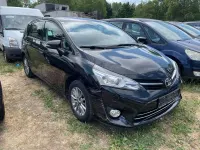Gebraucht Toyota Verso Basis 111 PS (81 kW) 2016 Black mica / ink Van / Kleinbus