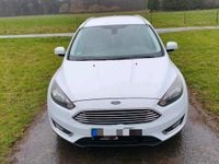 Gebraucht Ford Focus 105 PS (77 kW) 2015 Weiß Kombi