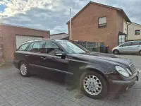Gebraucht Mercedes E200 Classic 163 PS (119 kW) 2005 Schwarz Kombi